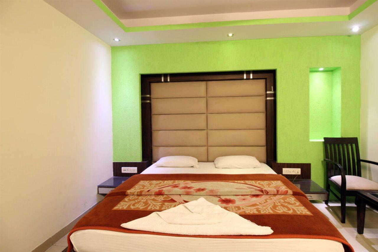 Hotel Shri Vinayak In City Centre At New Delhi Railway Station-By Rcg Hotels Nova Deli Exterior foto